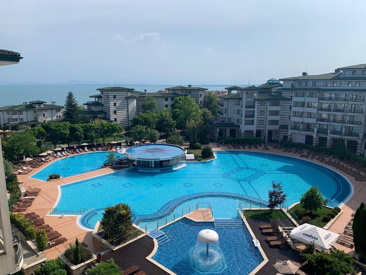 Kalina Private Apartments In Emerald Resort, 라브다 외부 사진