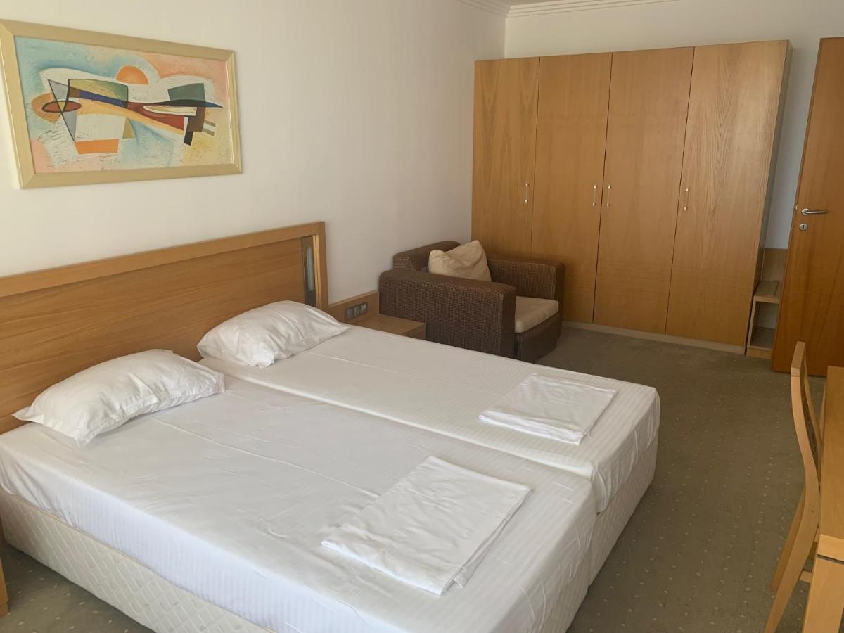 Kalina Private Apartments In Emerald Resort, 라브다 외부 사진
