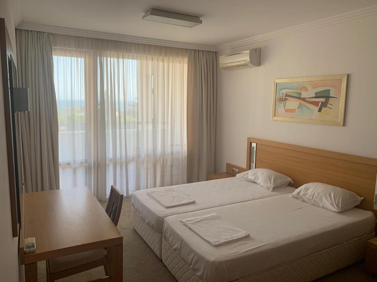 Kalina Private Apartments In Emerald Resort, 라브다 외부 사진