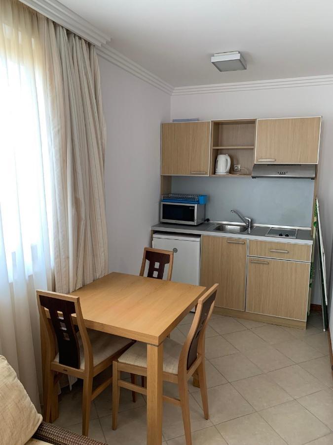 Kalina Private Apartments In Emerald Resort, 라브다 외부 사진