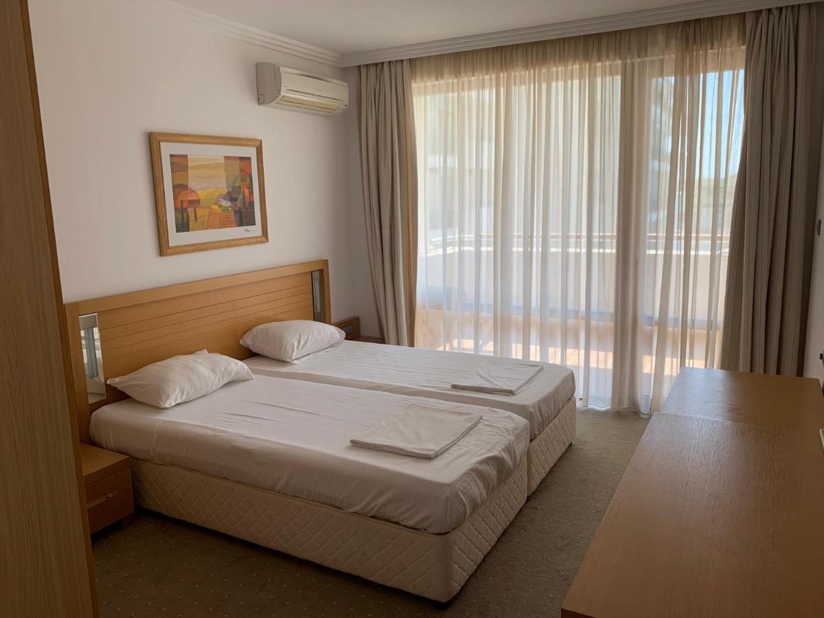 Kalina Private Apartments In Emerald Resort, 라브다 외부 사진