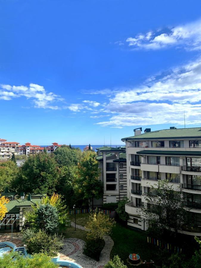 Kalina Private Apartments In Emerald Resort, 라브다 외부 사진