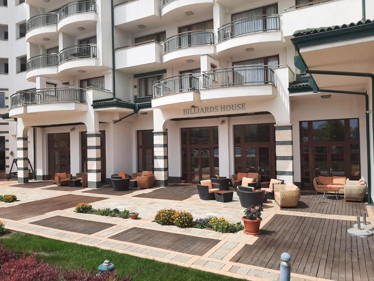 Kalina Private Apartments In Emerald Resort, 라브다 외부 사진