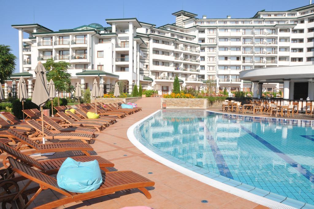 Kalina Private Apartments In Emerald Resort, 라브다 외부 사진