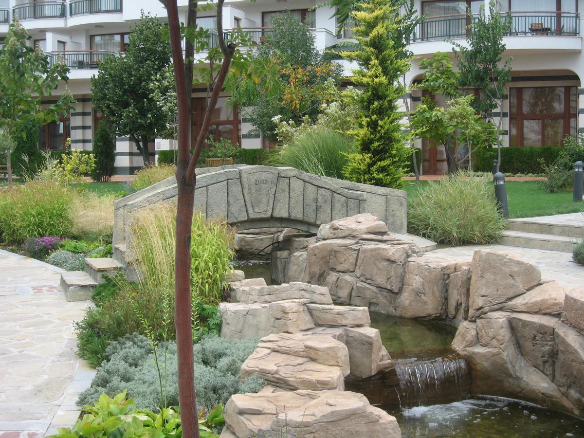 Kalina Private Apartments In Emerald Resort, 라브다 외부 사진