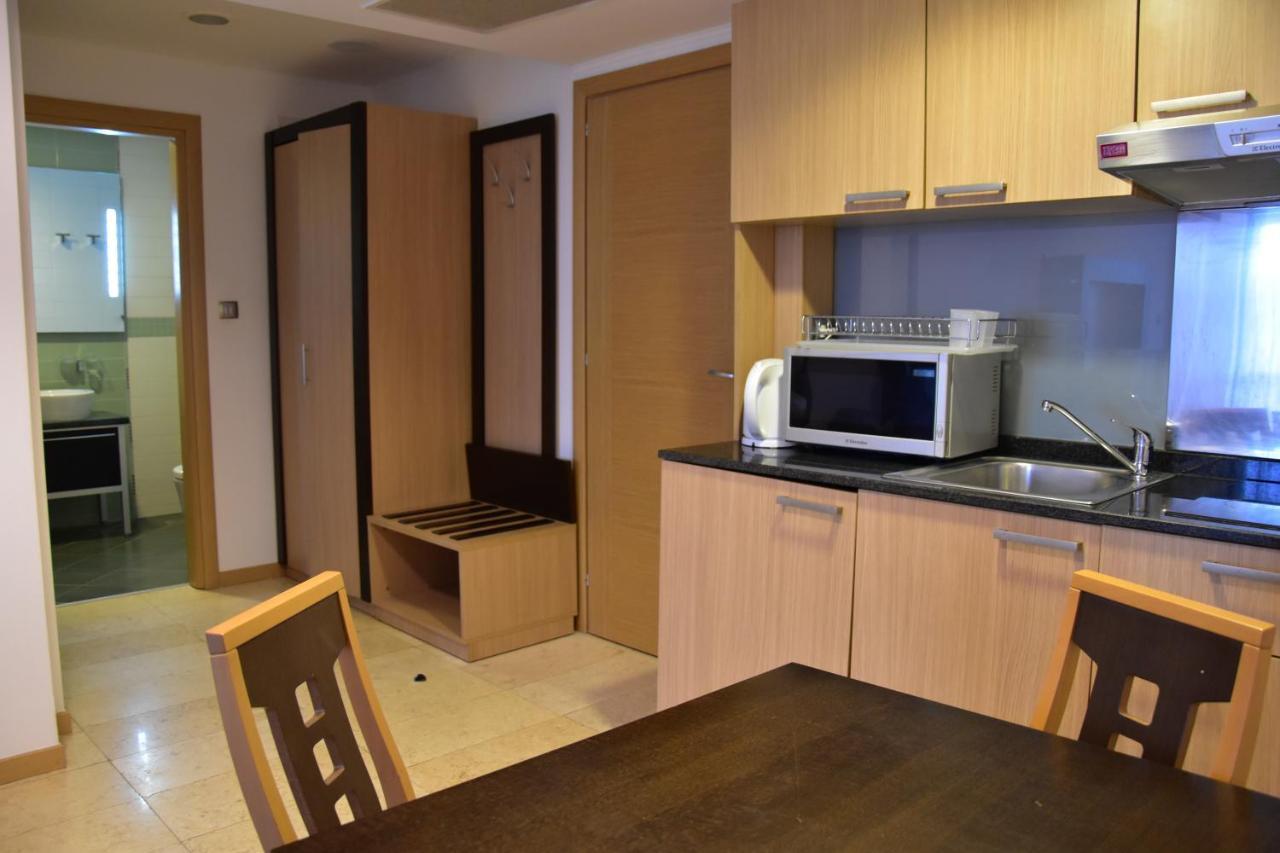 Kalina Private Apartments In Emerald Resort, 라브다 외부 사진